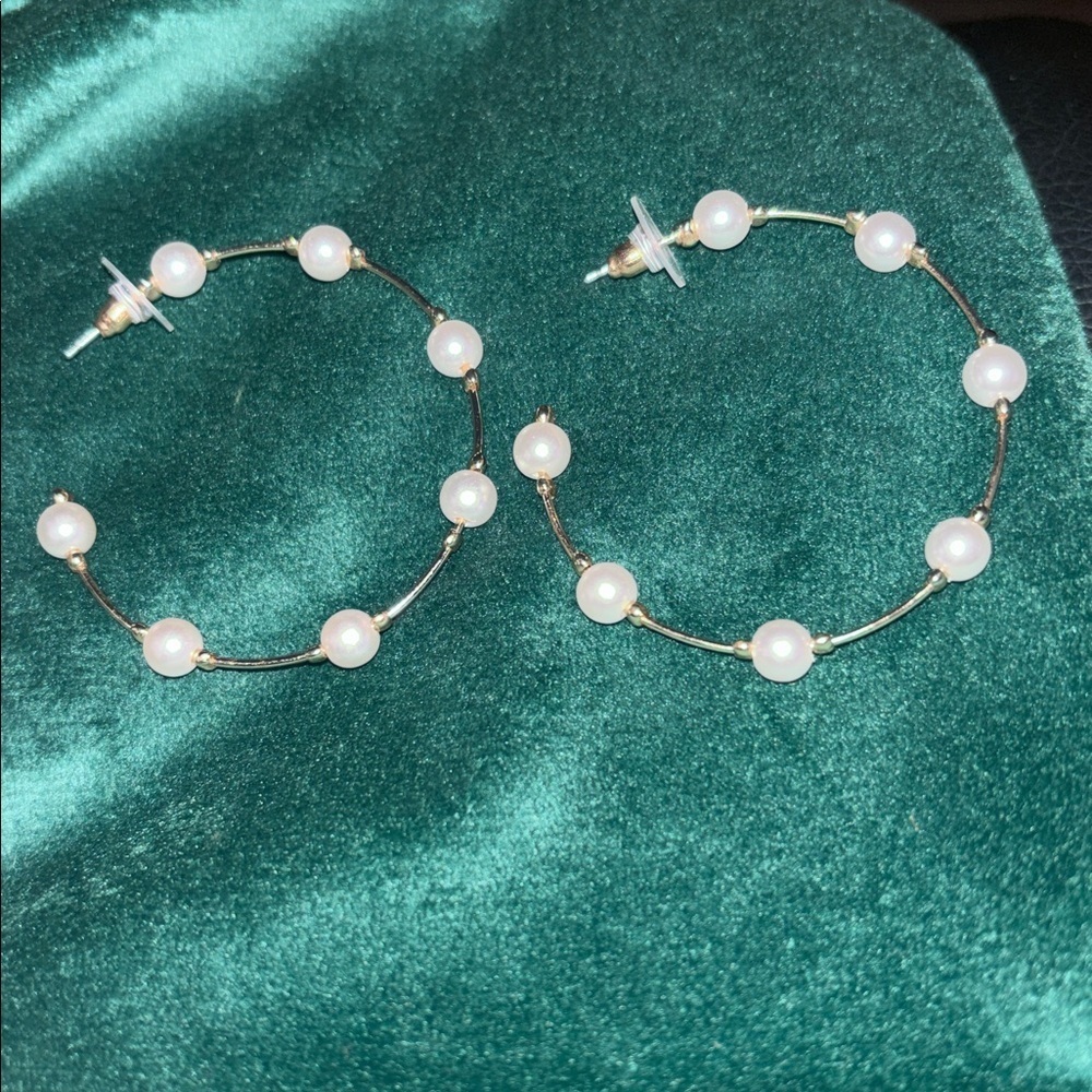 Faux pearl fashion Circle hoops earrings - Picture 3 of 7